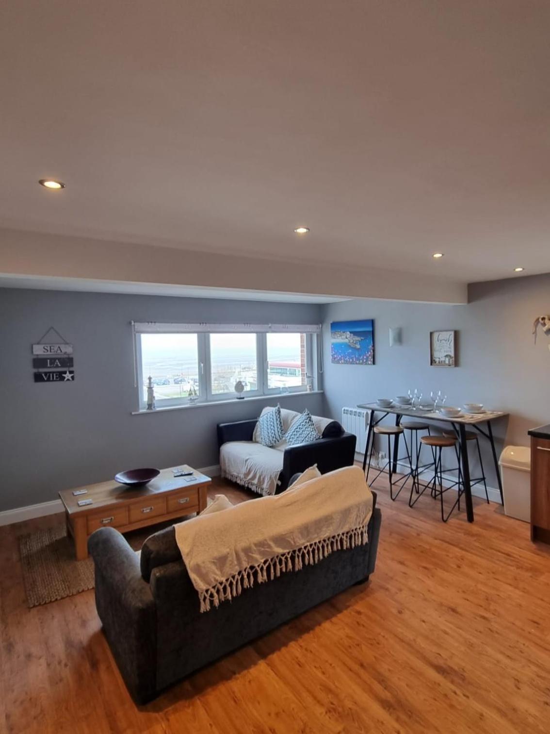 New With Free Offstreet Parking The Lookout At Ryde Esplanade Apartment Exterior photo