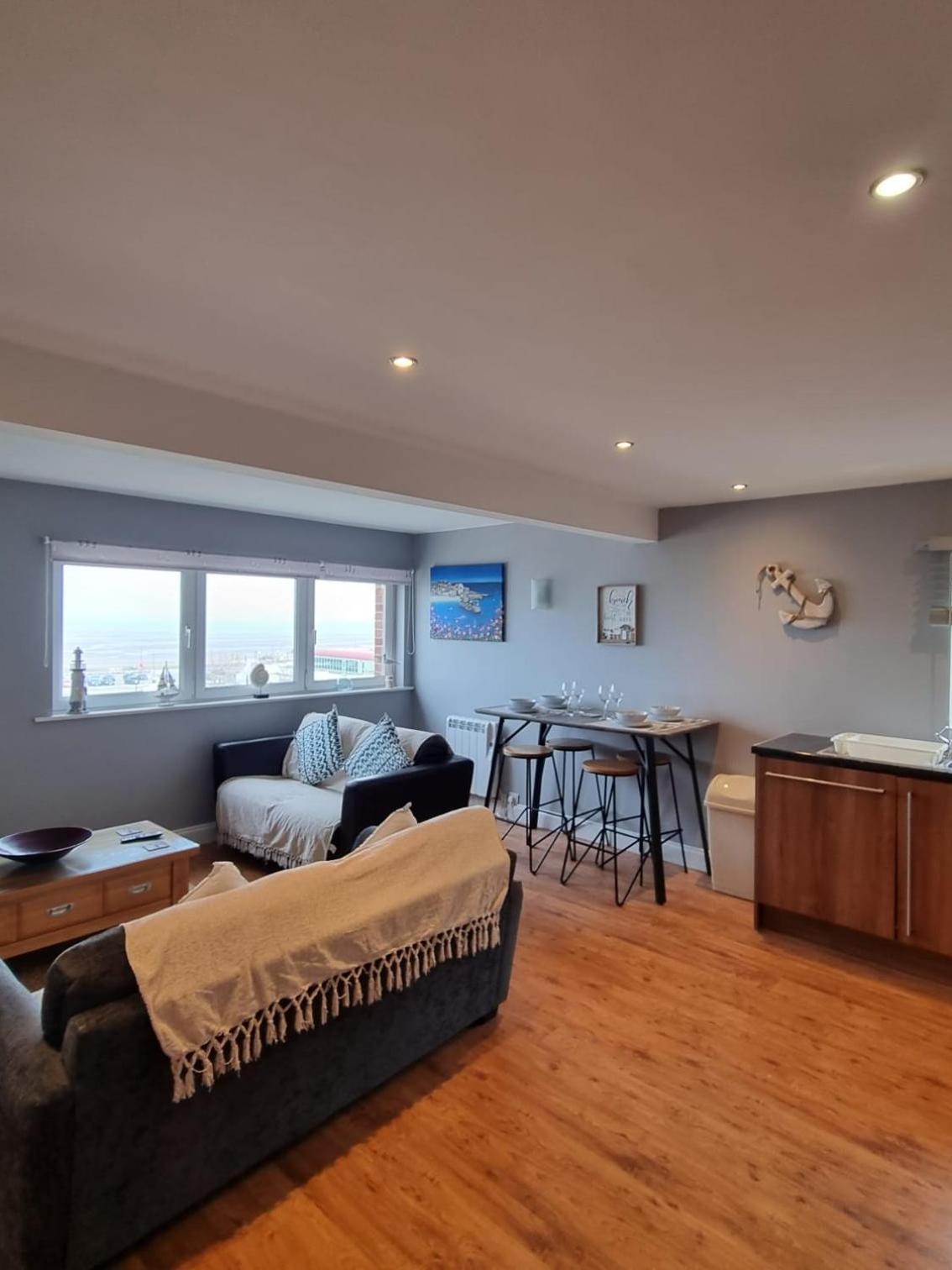 New With Free Offstreet Parking The Lookout At Ryde Esplanade Apartment Exterior photo
